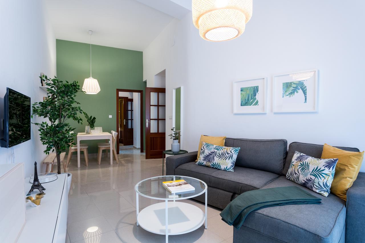 Apartamentos Diaber Gerona 22 Севилья Экстерьер фото