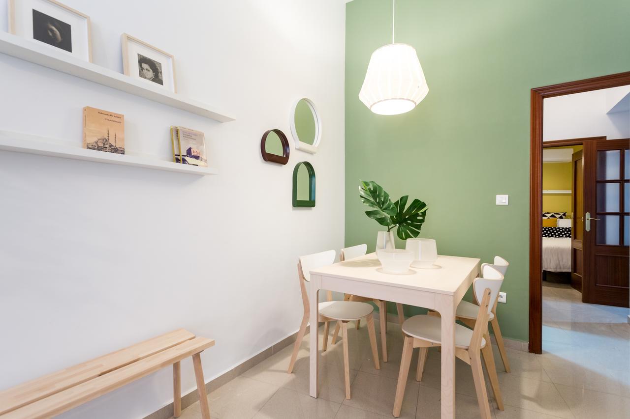 Apartamentos Diaber Gerona 22 Севилья Экстерьер фото